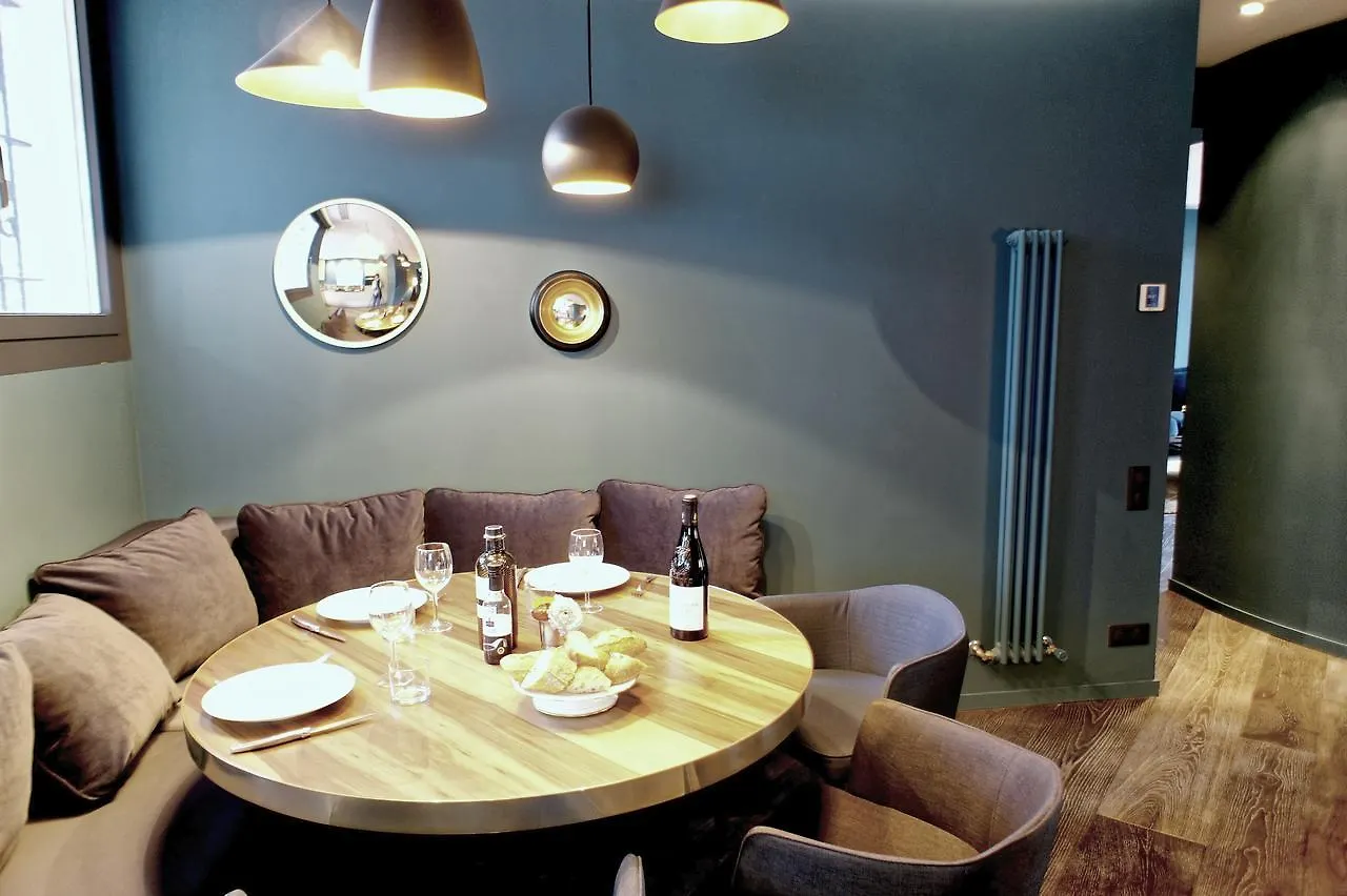 Ze Perfect Place - Elegant Appartement Avec Terrasse - Promenade Des Arts Nicea 0*,